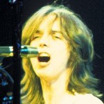 220px-Jimmy_McCulloch_-_Wings_-_1976