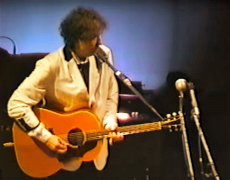 Bob Dylan performing “Mr. Tambourine Man” Indiana University Of